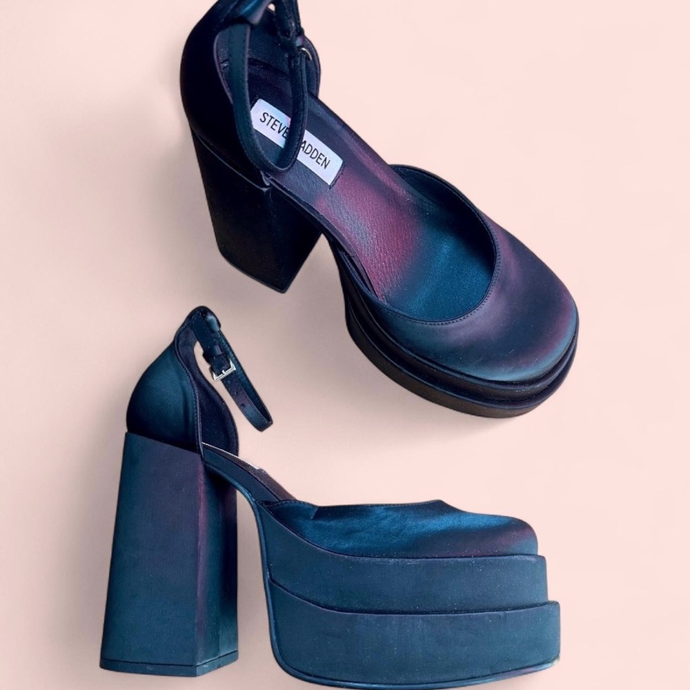 Steve Madden Black Ankle Strap Platform Heels